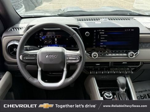 New 2026 Chevrolet Colorado ZR2 w/ Technology Package AWD/4WD image 13