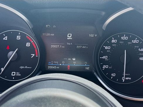 Used 2023 Alfa Romeo Stelvio Sprint RWD image 9