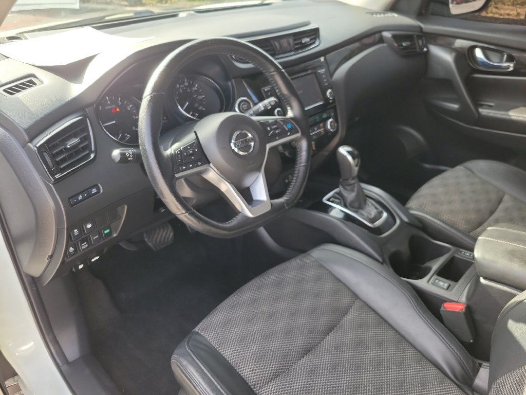 Certified 2022 Nissan Rogue Sport SV w/ Technology Package AWD/4WD image 15