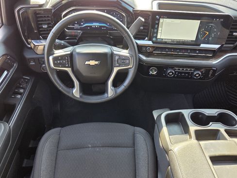 Certified 2024 Chevrolet Silverado 1500 LT AWD/4WD image 11