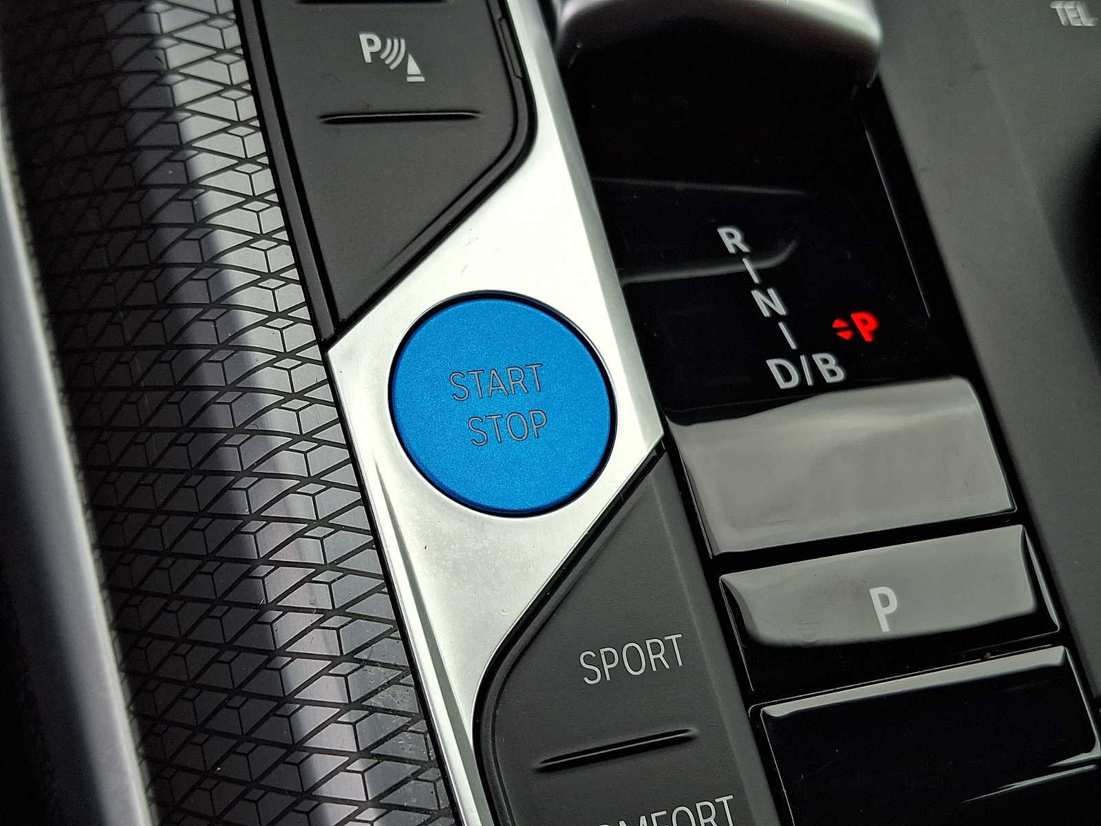 Used 2025 BMW i4 xDrive40i w/ M Sport Package AWD/4WD image 20