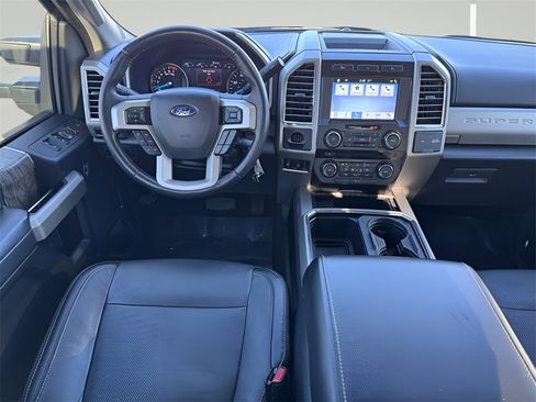 Used 2017 Ford F350 Lariat image 5
