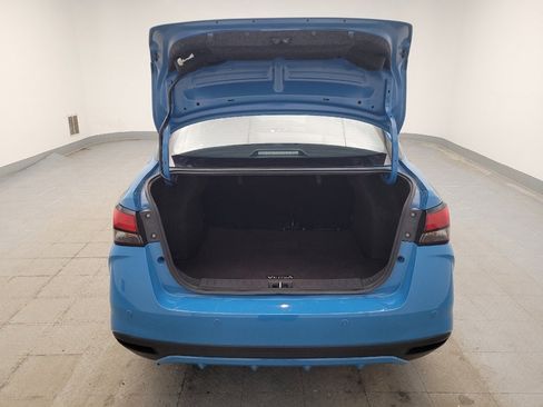 Used 2025 Nissan Versa SR w/ Trunk Package image 29