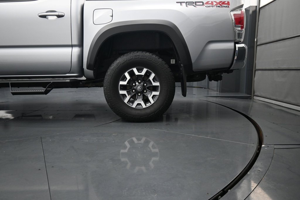 Used 2021 Toyota Tacoma TRD Off-Road AWD/4WD image 14