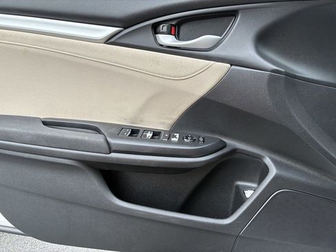 Used 2018 Honda Civic EX image 14