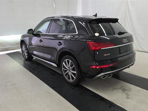 Used 2022 Audi SQ5 Premium Plus w/ Premium Plus Package image 12