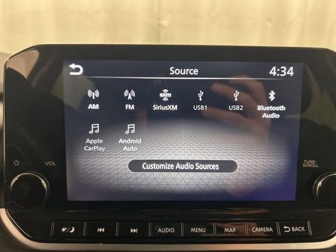 Used 2022 Nissan Rogue SL w/ SL Premium Package image 16