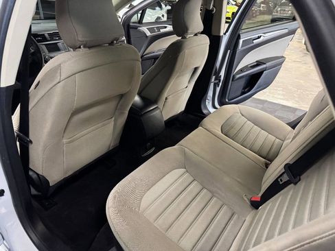 Used 2019 Ford Fusion S image 44