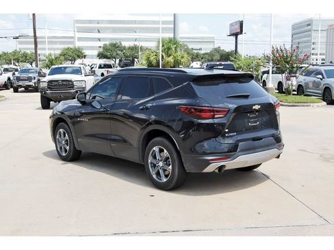 Used 2024 Chevrolet Blazer LT w/ Convenience Package FWD image 4