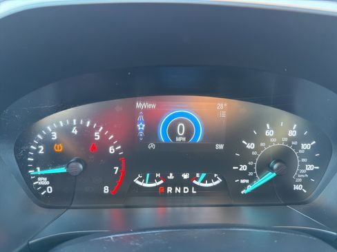 Used 2020 Ford Escape SE image 24