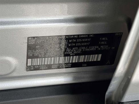 Used 2023 Toyota RAV4 LE image 31