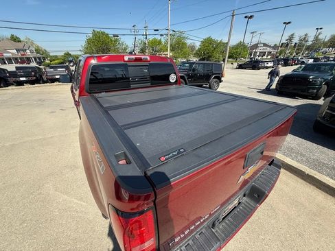 Used 2017 Chevrolet Colorado Z71 AWD/4WD image 8