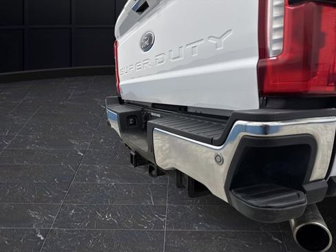 Used 2024 Ford F350 Lariat w/ Chrome Package image 35