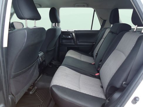 Used 2019 Toyota 4Runner SR5 AWD/4WD image 26