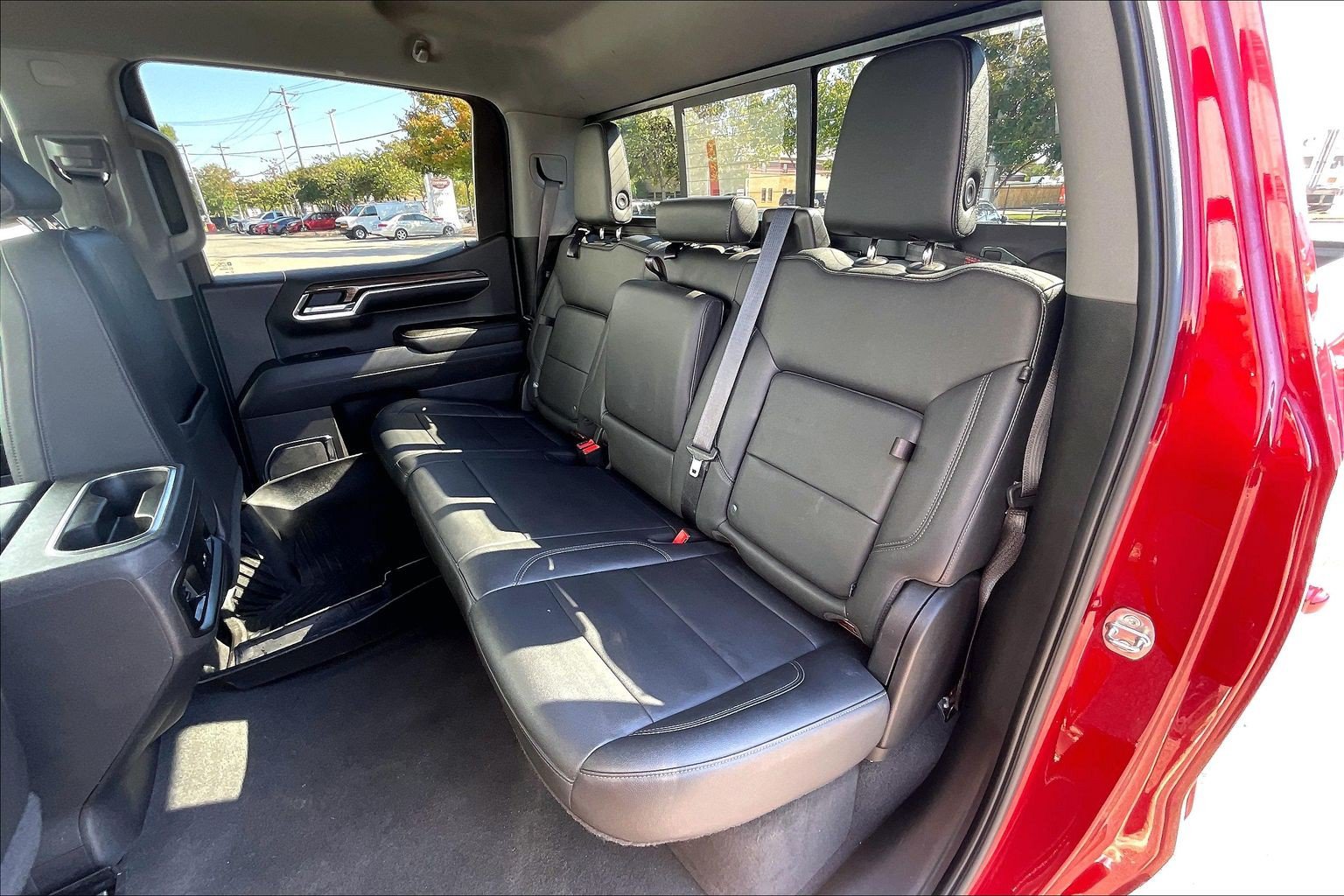 Used 2022 Chevrolet Silverado 1500 LT Trail Boss w/ Convenience Package II AWD/4WD image 30