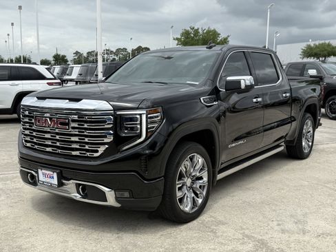 Used 2024 GMC Sierra 1500 Denali w/ Denali Reserve Package image 9