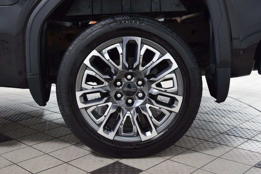 Used 2024 GMC Sierra 1500 Denali Ultimate AWD/4WD image 29
