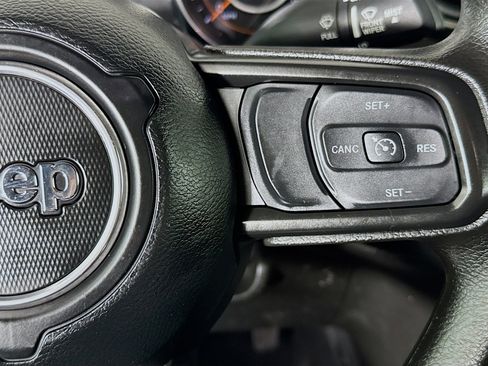 Used 2023 Jeep Wrangler Sport image 14