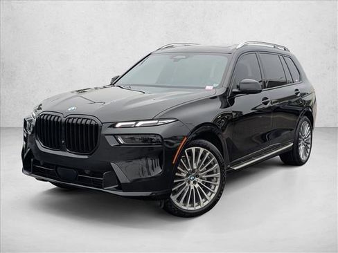 Certified 2023 BMW X7 xDrive40i w/ Premium Package image 1