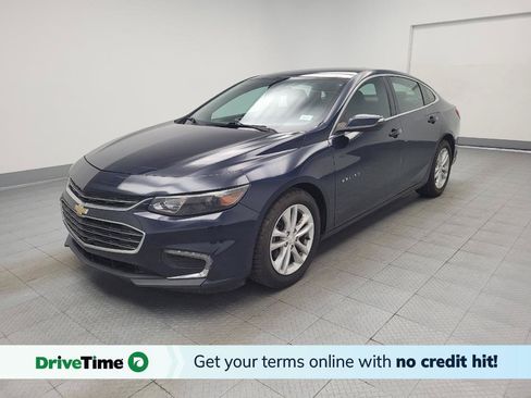Used 2017 Chevrolet Malibu LT FWD image 1
