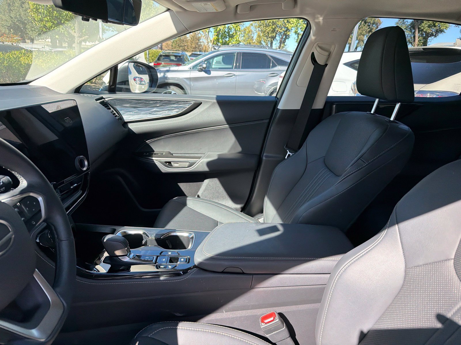 Used 2026 Lexus NX 350h AWD w/ Accessory Package (2T) image 6