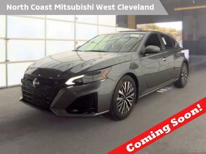 Used 2023 Nissan Altima 2.5 SV