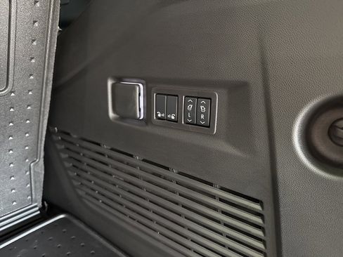 New 2026 Chevrolet Tahoe High Country w/ Sun And Tow Package image 15