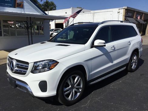 Used 2018 Mercedes-Benz GLS 450 4MATIC image 2