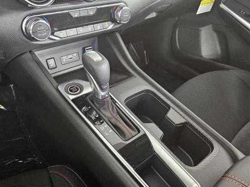 New 2025 Nissan Sentra SR image 35