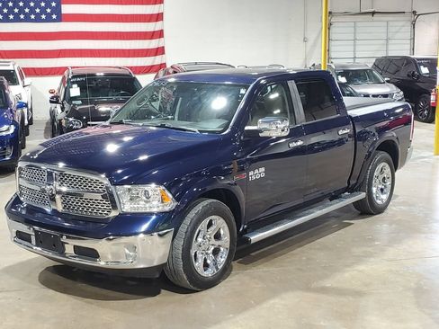 Used 2015 RAM 1500 Laramie w/ Convenience Group RWD image 41