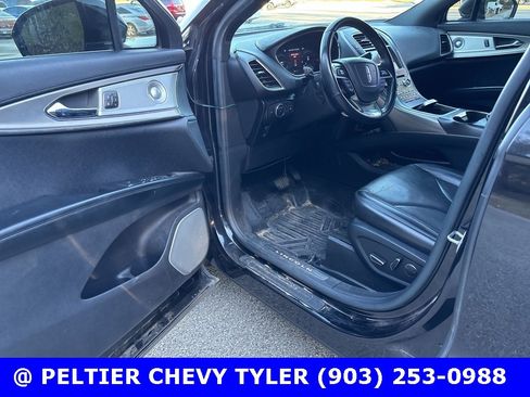 Used 2020 Lincoln Nautilus Reserve w/ Equipment Group 202A image 10