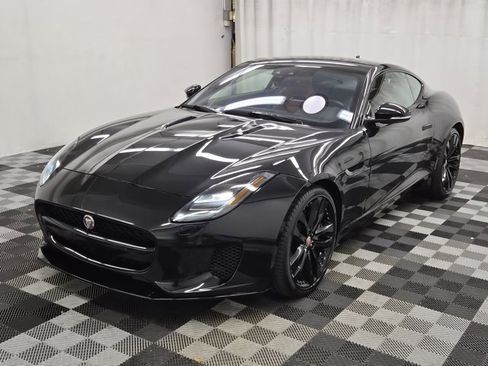 Used 2020 Jaguar F-TYPE Coupe image 3