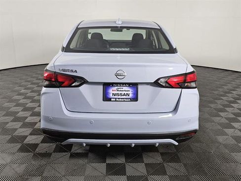 New 2025 Nissan Versa SV w/ Trunk Package FWD image 5