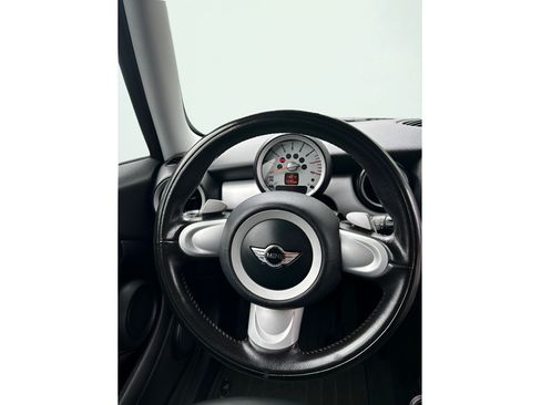 Used 2009 MINI Cooper Clubman Hardtop FWD image 13