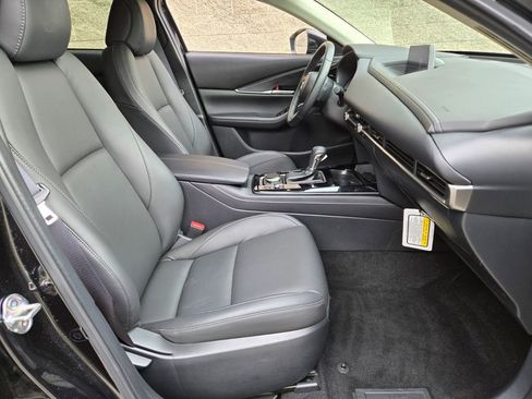 Certified 2025 MAZDA CX-30 AWD 2.5 S w/ Select Sport Pkg image 19