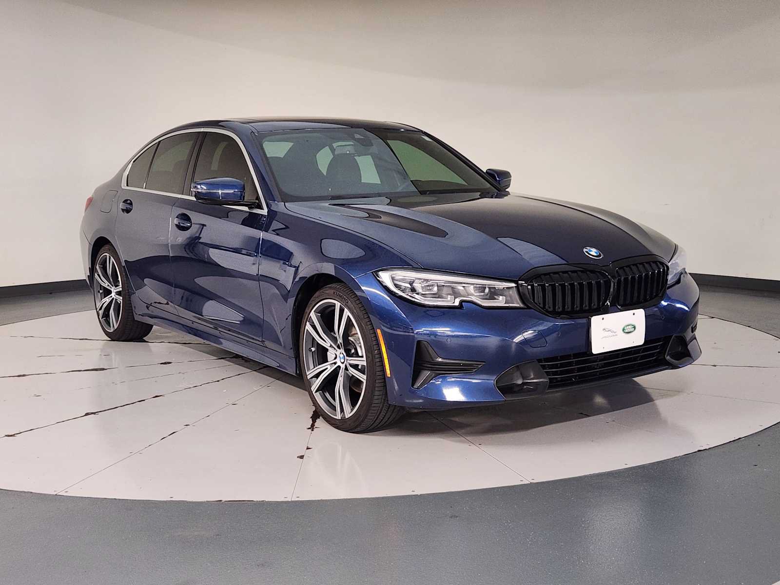 Used 2021 BMW 330i Sedan w/ Convenience Package RWD image 7