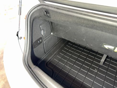 Used 2019 Buick Cascada Premium image 99