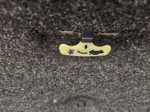 Used 2014 Toyota Camry SE image 38