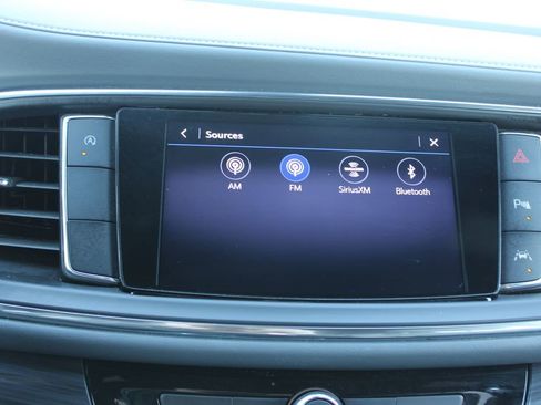 Used 2024 Buick Enclave Premium image 47