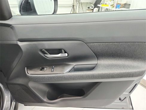 New 2026 Nissan Kicks SV w/ SV Premium Package image 36