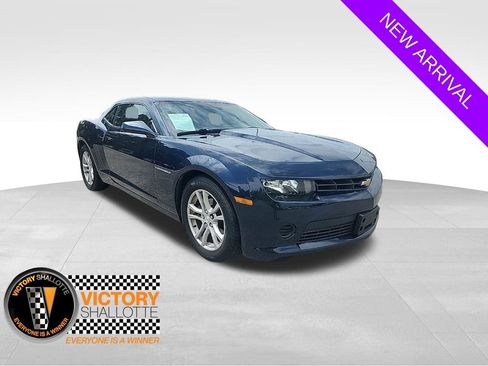Used 2015 Chevrolet Camaro LS RWD image 1