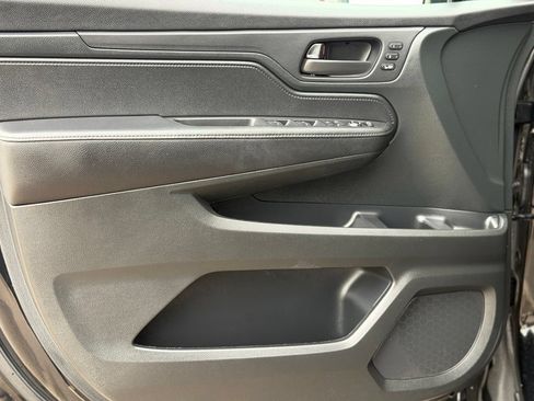 Used 2023 Honda Odyssey EX-L image 24