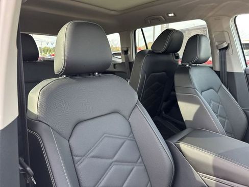 New 2026 Volkswagen Atlas SE FWD image 25