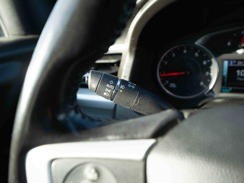 Used 2018 GMC Acadia SLT image 13