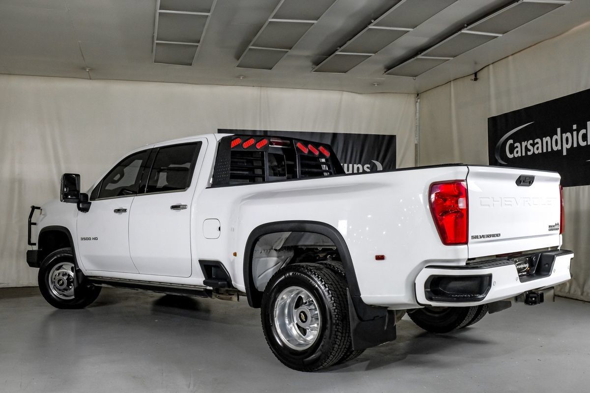 Used 2022 Chevrolet Silverado 3500 High Country w/ Safety Package II AWD/4WD image 10