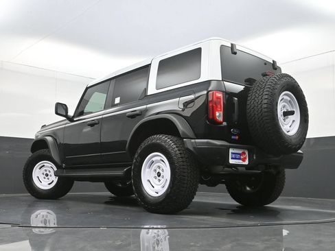 Used 2025 Ford Bronco Heritage Edition AWD/4WD image 30