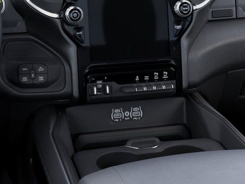 New 2026 RAM 2500 Big Horn AWD/4WD image 25