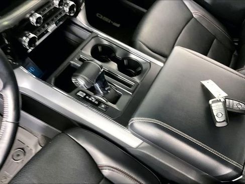 Used 2021 Ford F150 Lariat AWD/4WD image 17