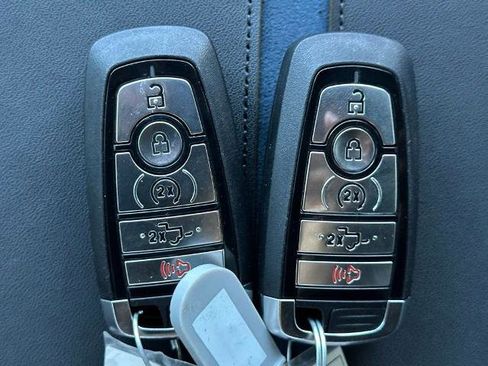 New 2026 Ford F450 Platinum w/ FX4 Off-Road Package image 28