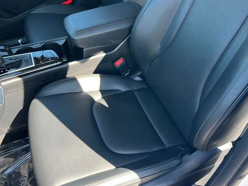 Used 2023 Kia Sportage EX image 29